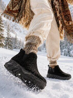 Mark Nason x Skechers Ziggy Kynlee Black Faux Shearling Booties Size 9.5
